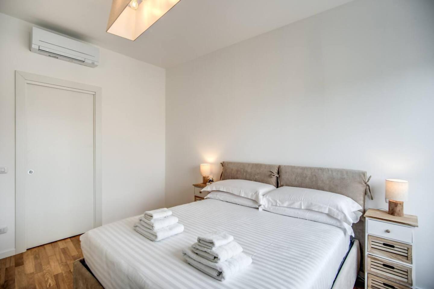Naos Suite Close Popolo Square Рим Екстер'єр фото