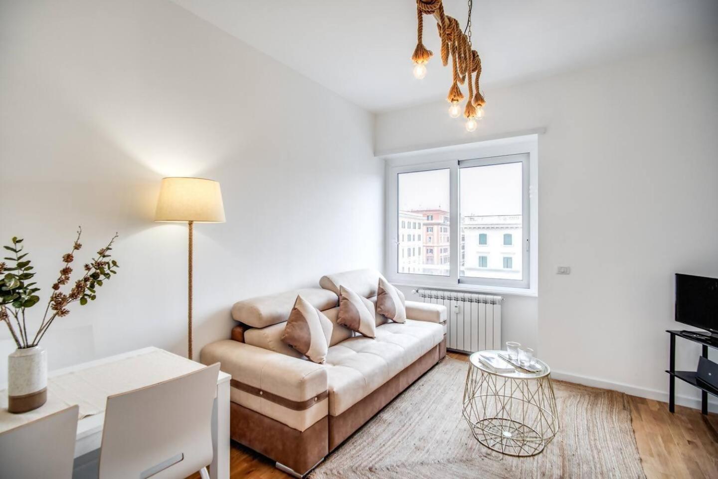Naos Suite Close Popolo Square Рим Екстер'єр фото