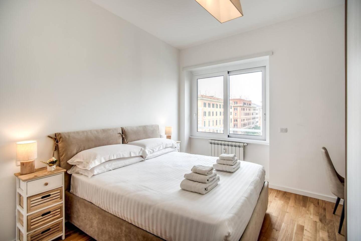 Naos Suite Close Popolo Square Рим Екстер'єр фото
