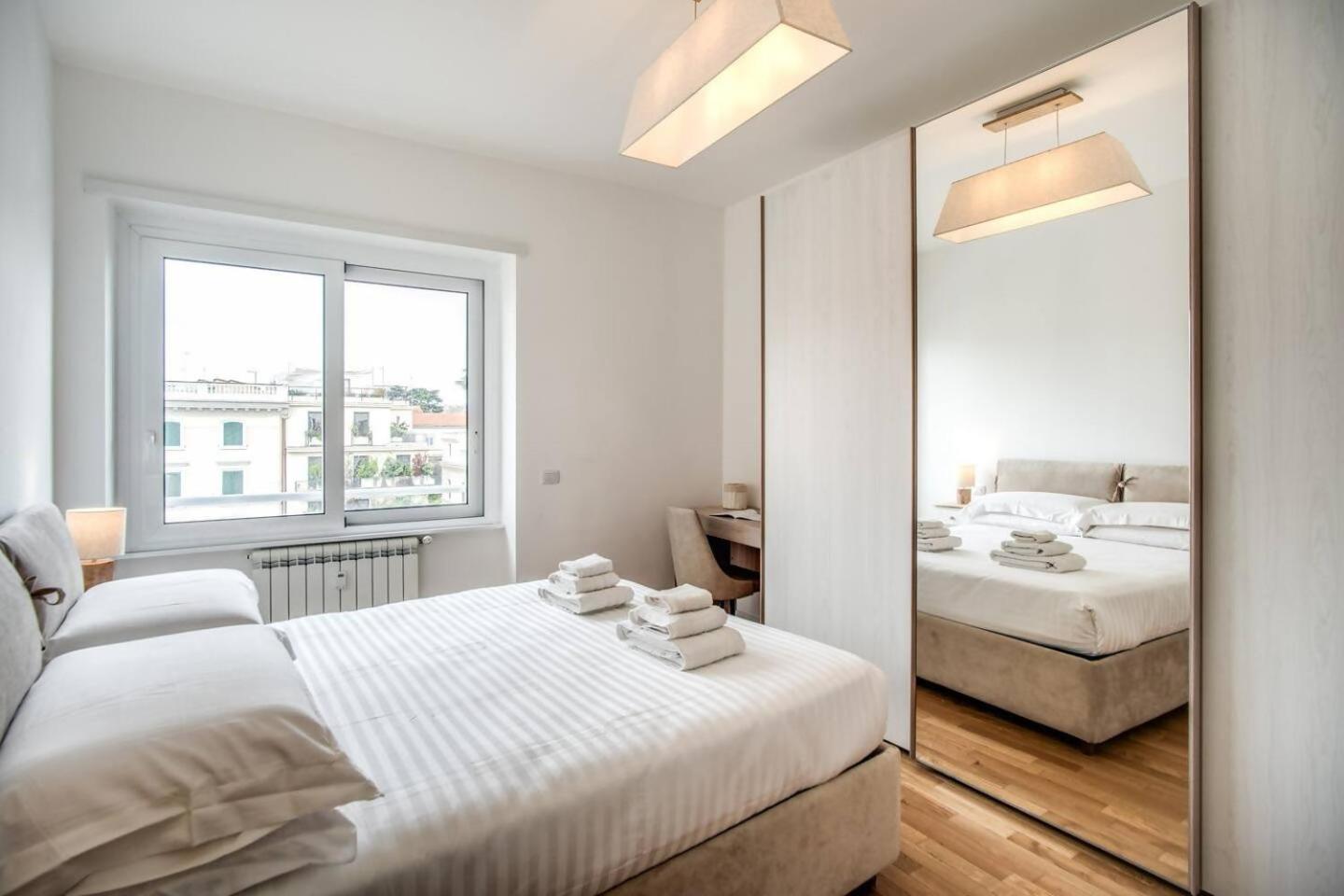 Naos Suite Close Popolo Square Рим Екстер'єр фото